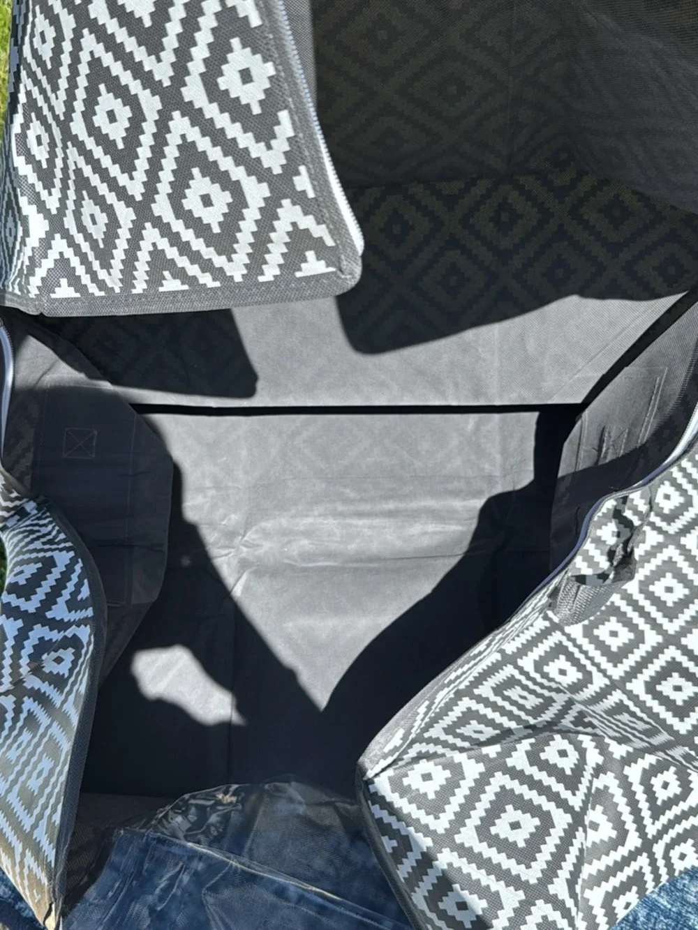 Amazon Black and White Diamond Pattern Foldable Storage Organizer